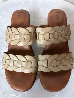 b.o.c. Braided Double-Strap Slide Sandals in Cream and Brown size 8 EUC